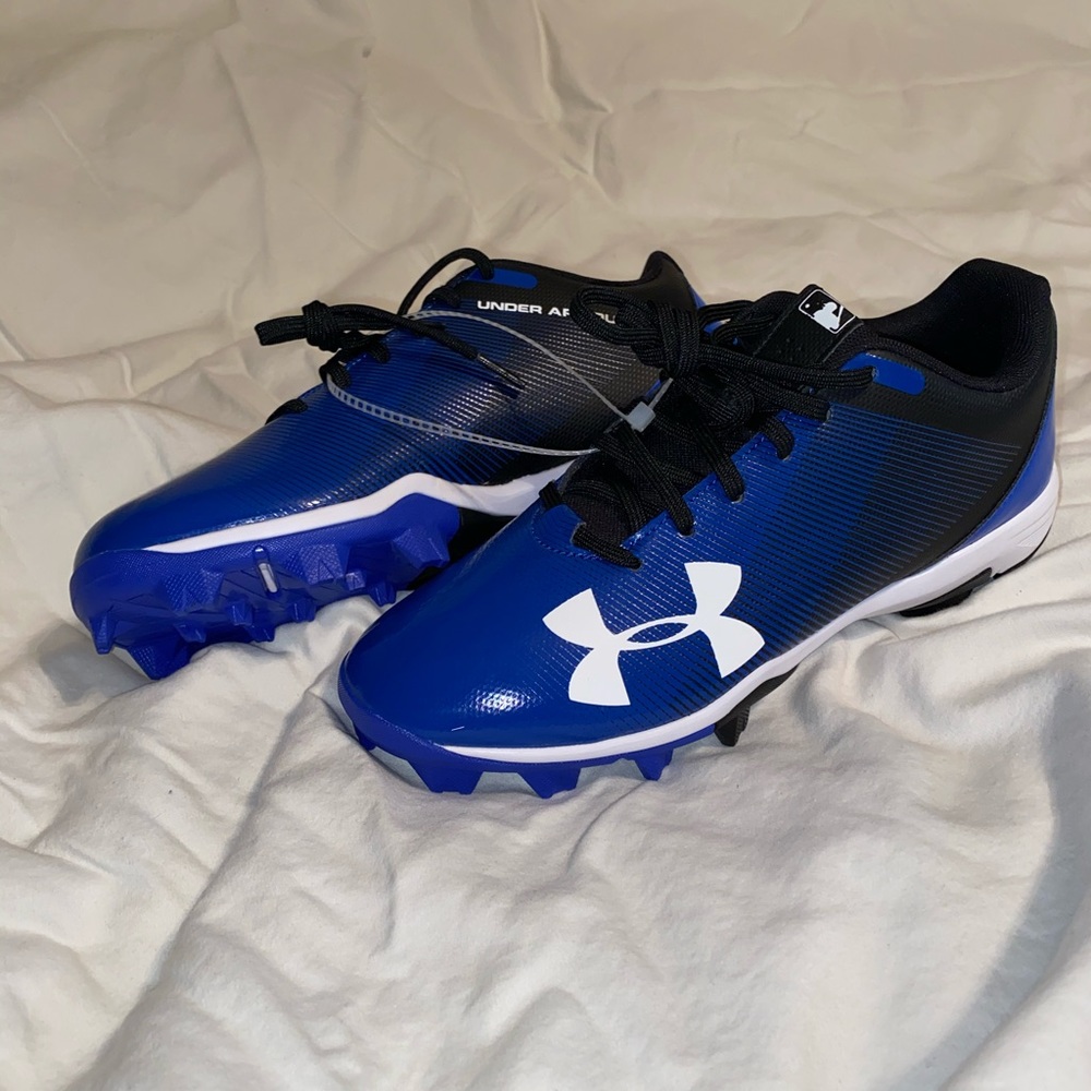 MLB Under Armour baseball cleats size: 7